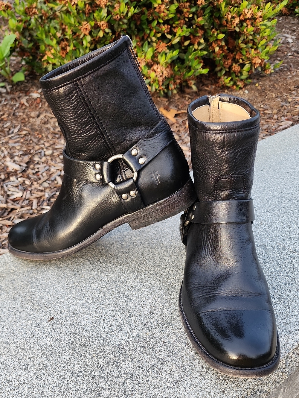 Frye Women's Phillip Harness Boots Size 9.5 B
